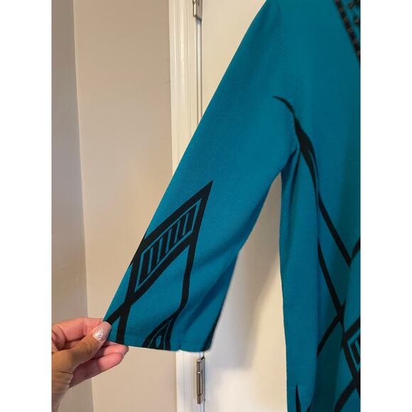 Bob Mackie aqua sweater lightweight sequin geometric wearable art Size Med - Picture 4 of 7